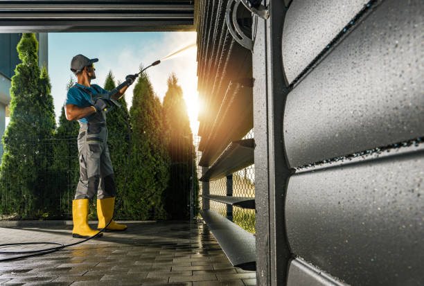 Best Commercial Pressure Washing  in Holland, OH